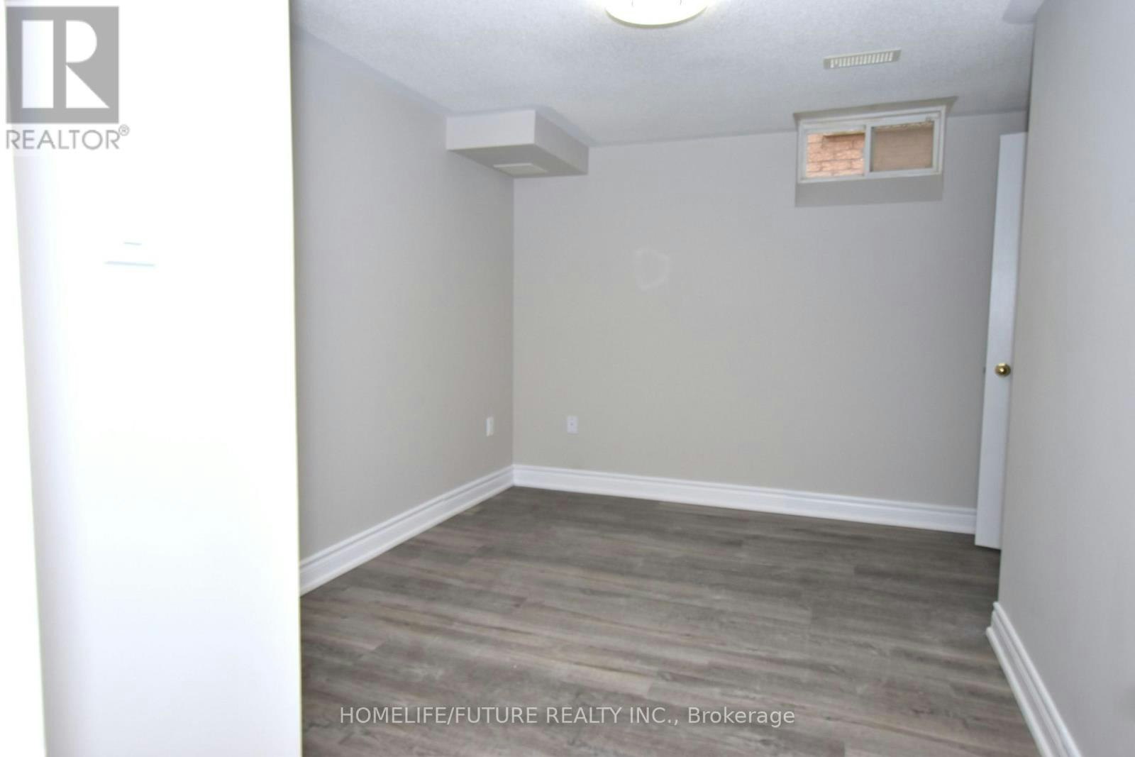 626 Highglen Avenue, Markham, ON, L3S 4P6 - 12