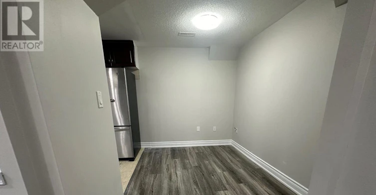 626 Highglen Avenue, Markham, ON, L3S 4P6 - 9