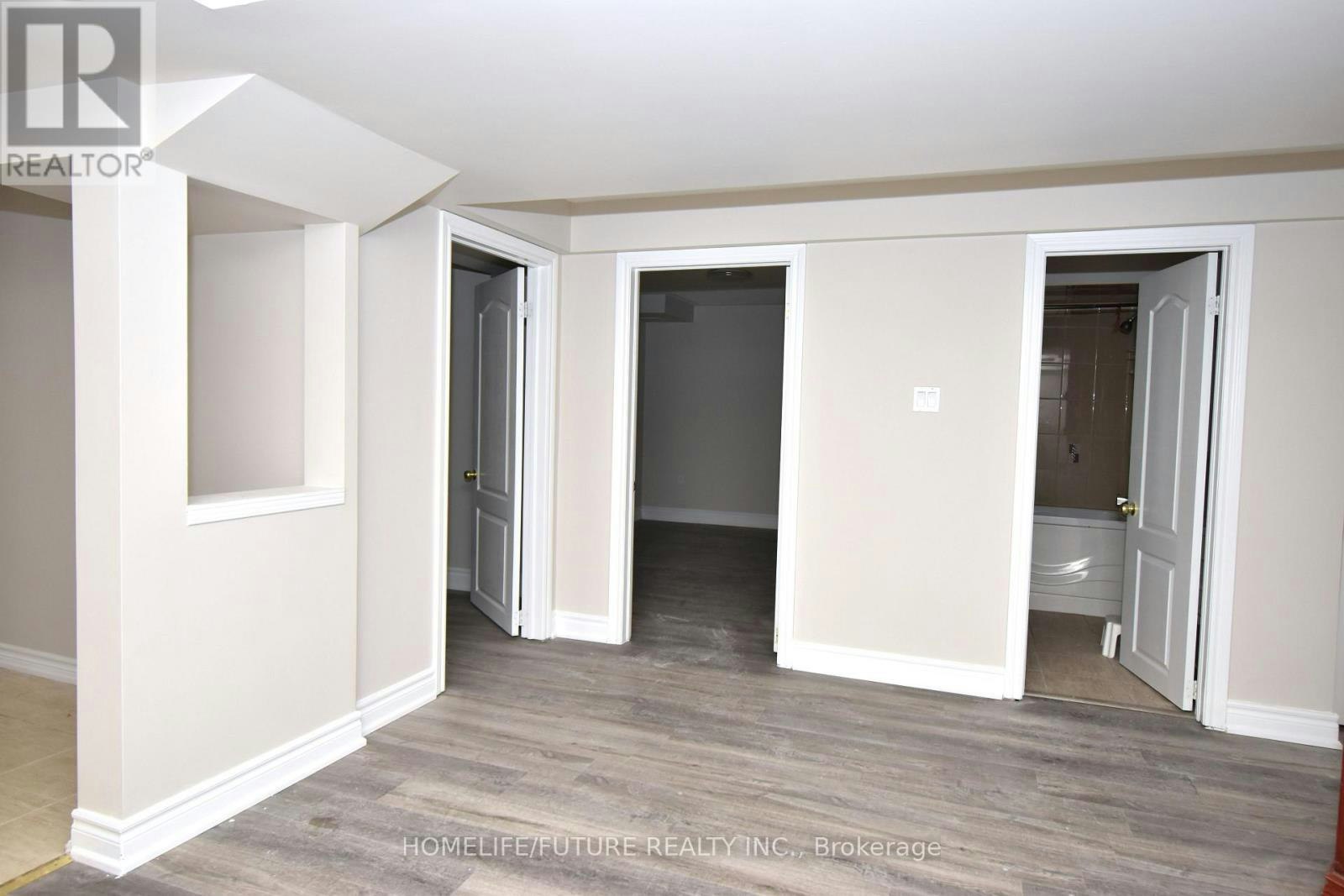 626 Highglen Avenue, Markham, ON, L3S 4P6 - 11