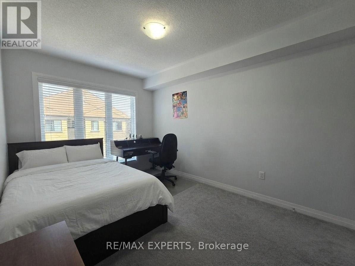35 Landolfi Way, Bradford West Gwillimbury, ON, L3Z 4L7 - 11