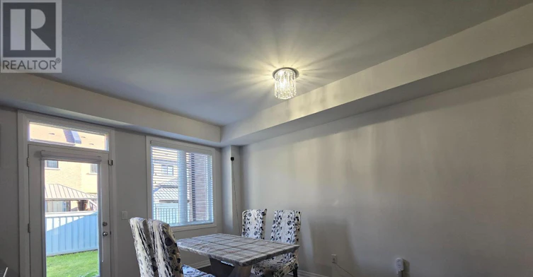 35 Landolfi Way, Bradford West Gwillimbury, ON, L3Z 4L7 - 6