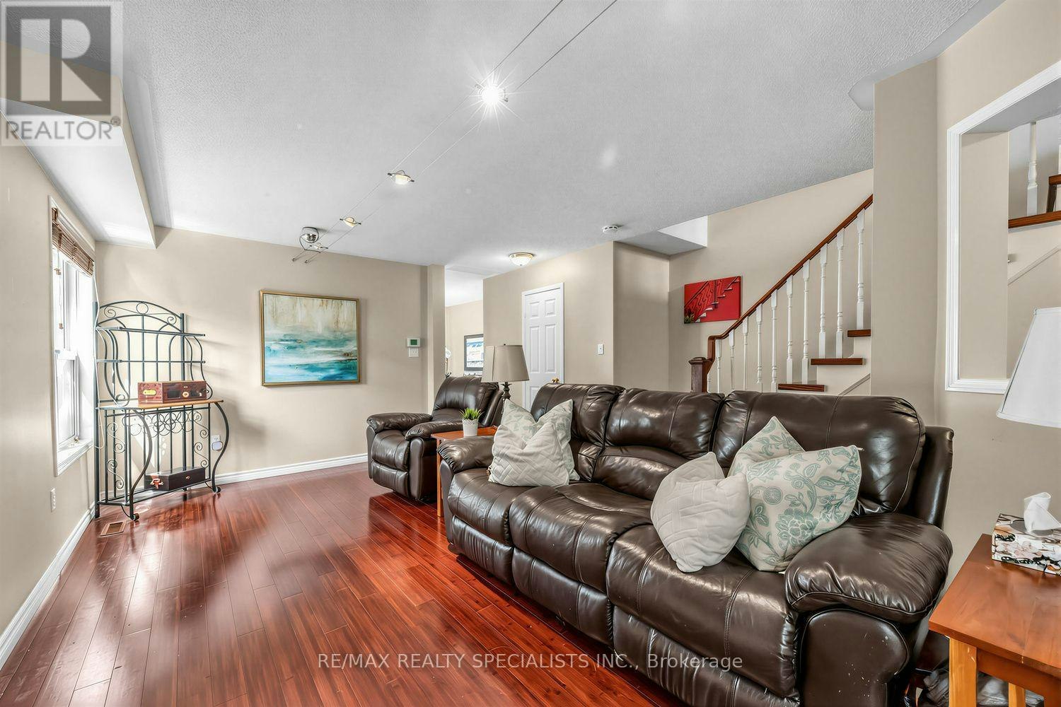 1329 Whiffletree Court, Mississauga, ON, L5N 7R1 - 9