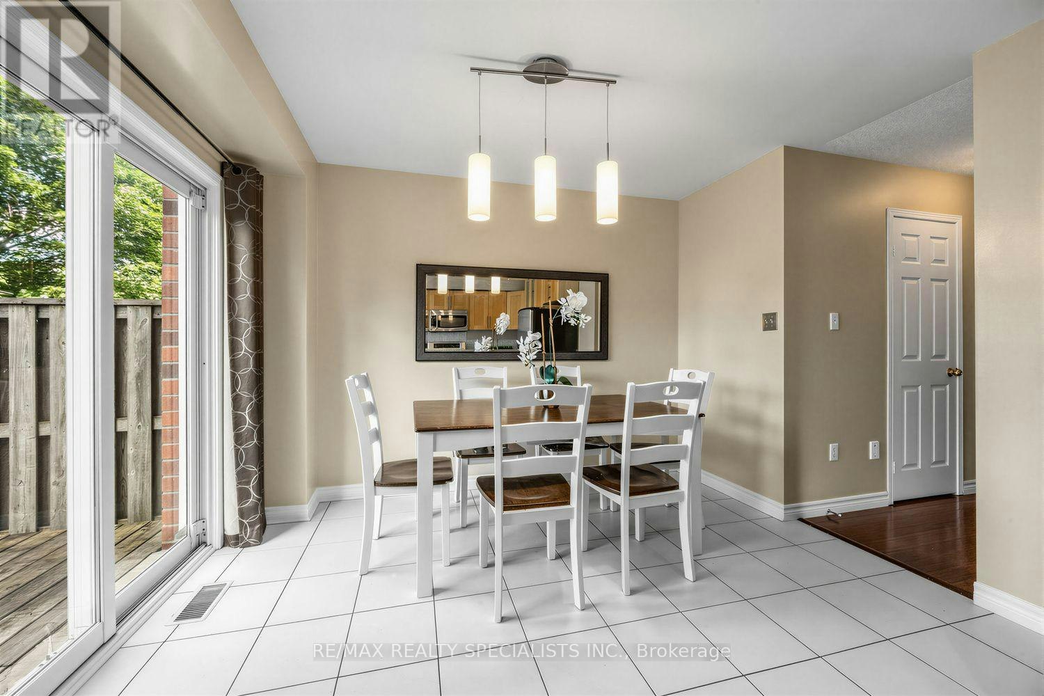 1329 Whiffletree Court, Mississauga, ON, L5N 7R1 - 13