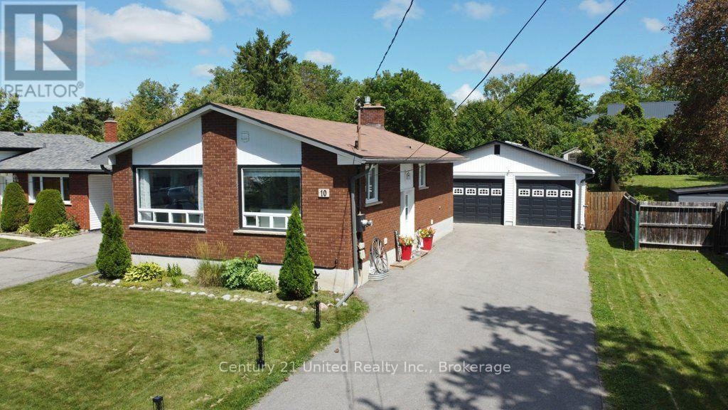 10 Kirkwood Crescent, Smith-Ennismore-Lakefield, ON, K0L 2H0