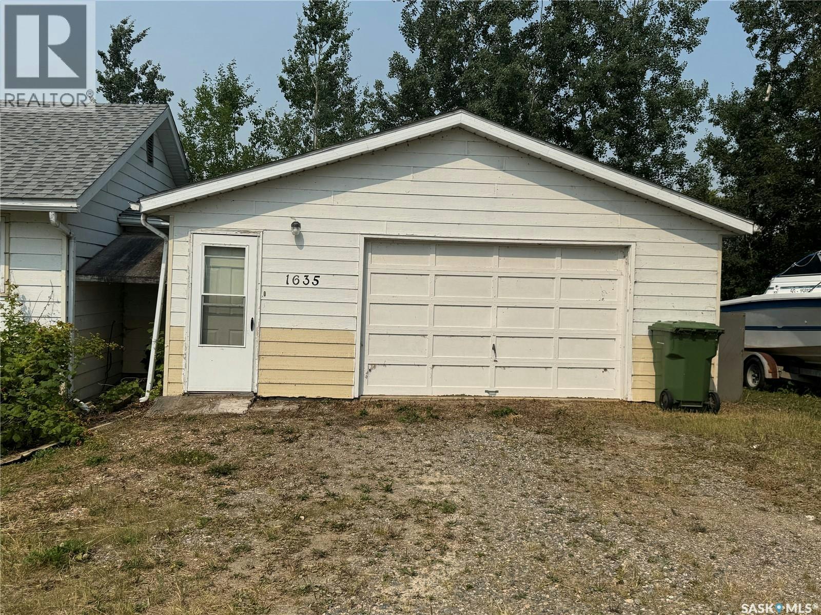 1635 Bay Avenue N, La Ronge, SK, S0J 1L0