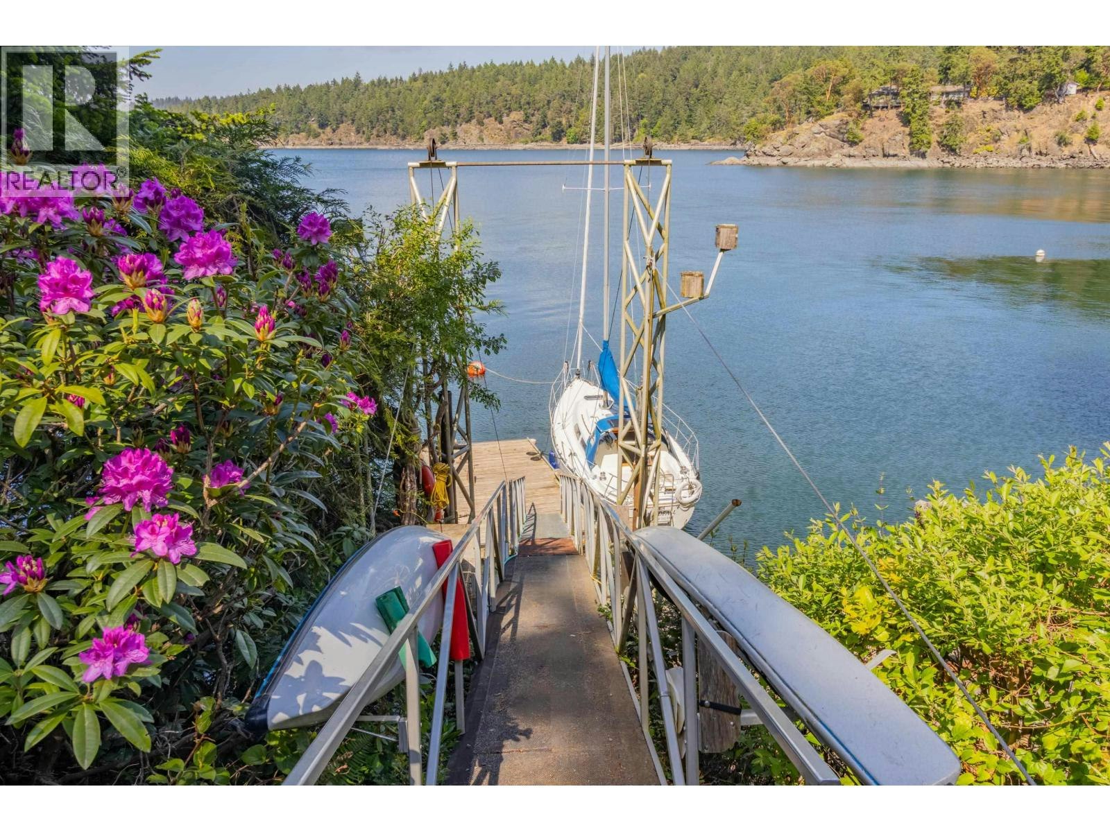 1602 Chart Drive, Pender Island, BC, V0N 2M2