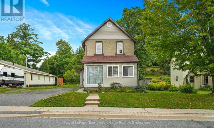 111 Gibson St Street