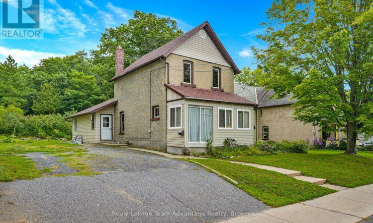 111 Gibson St Street