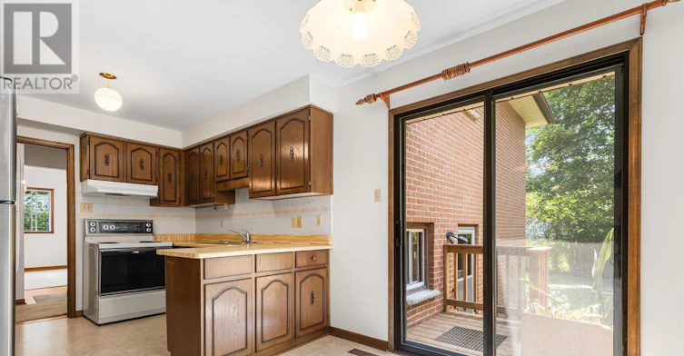 1344 Kenmuir Avenue, Mississauga, ON, L5G 4B4 - 10