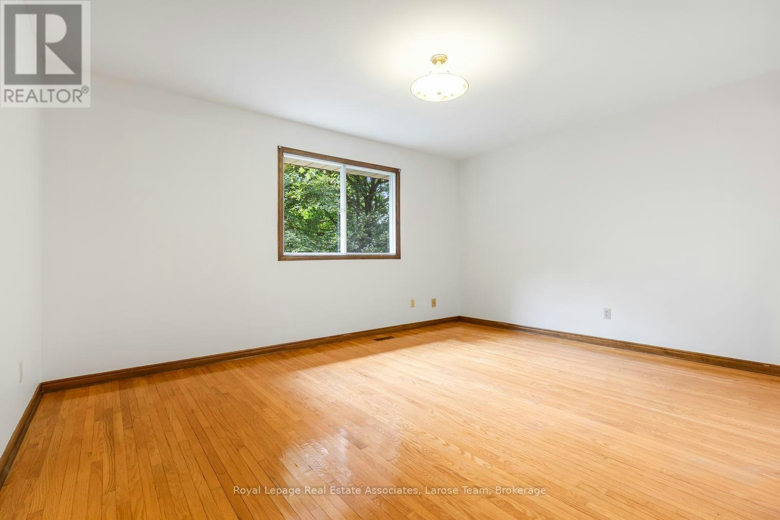 1344 Kenmuir Avenue, Mississauga, ON, L5G 4B4 - 12