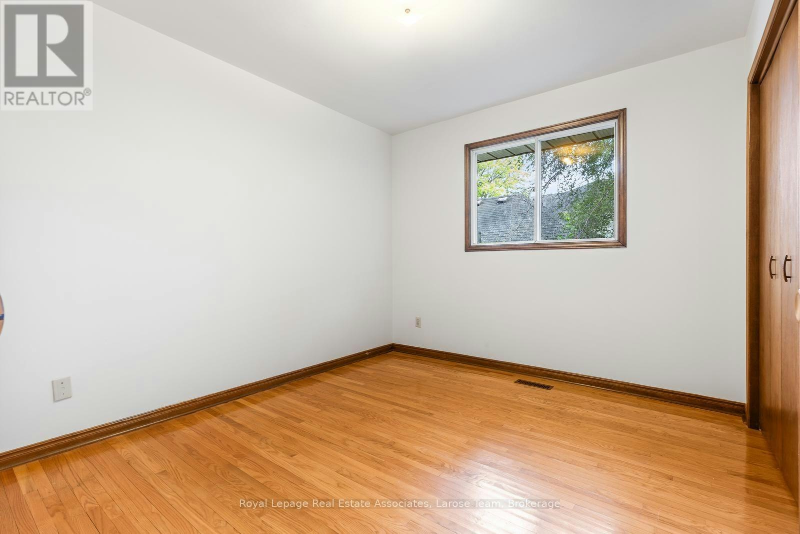 1344 Kenmuir Avenue, Mississauga, ON, L5G 4B4 - 14