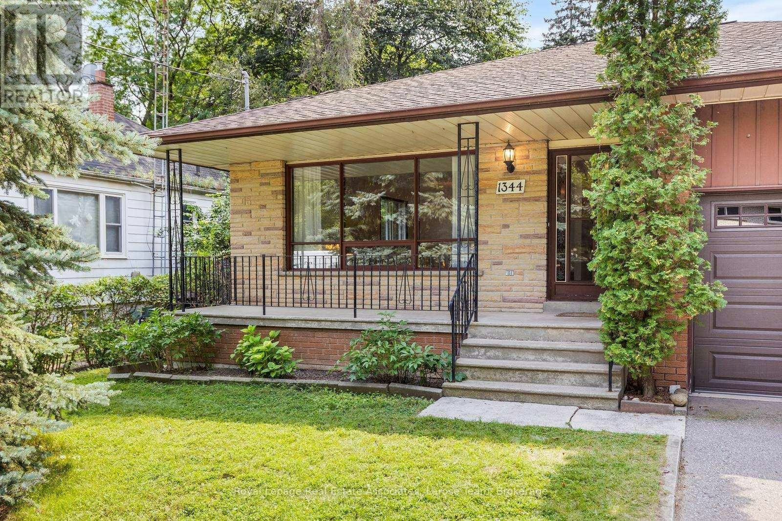 1344 Kenmuir Avenue, Mississauga, ON, L5G 4B4 - 2