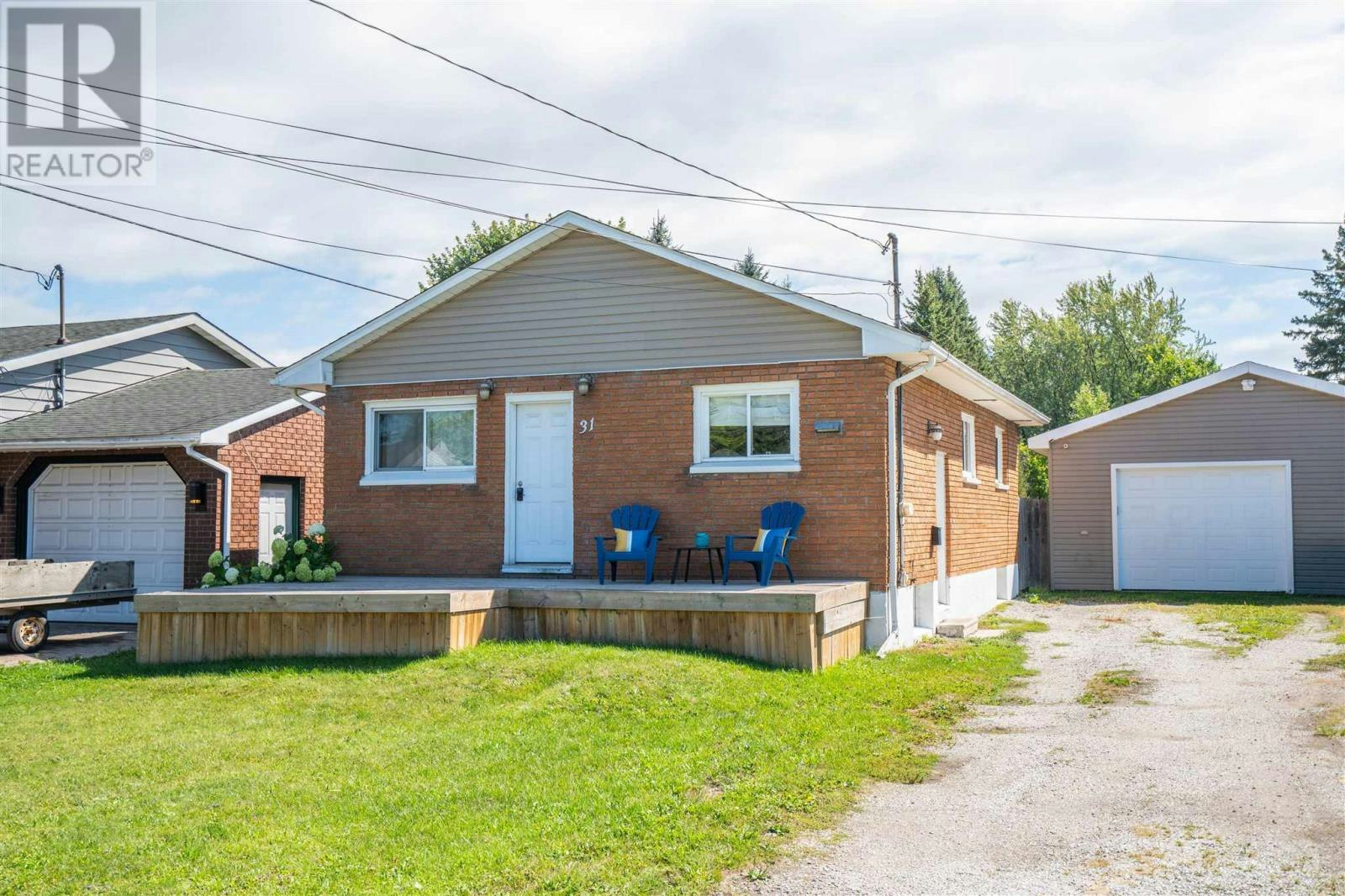 31 Balfour Street East, Sault Ste. Marie, ON, P6C 1W9