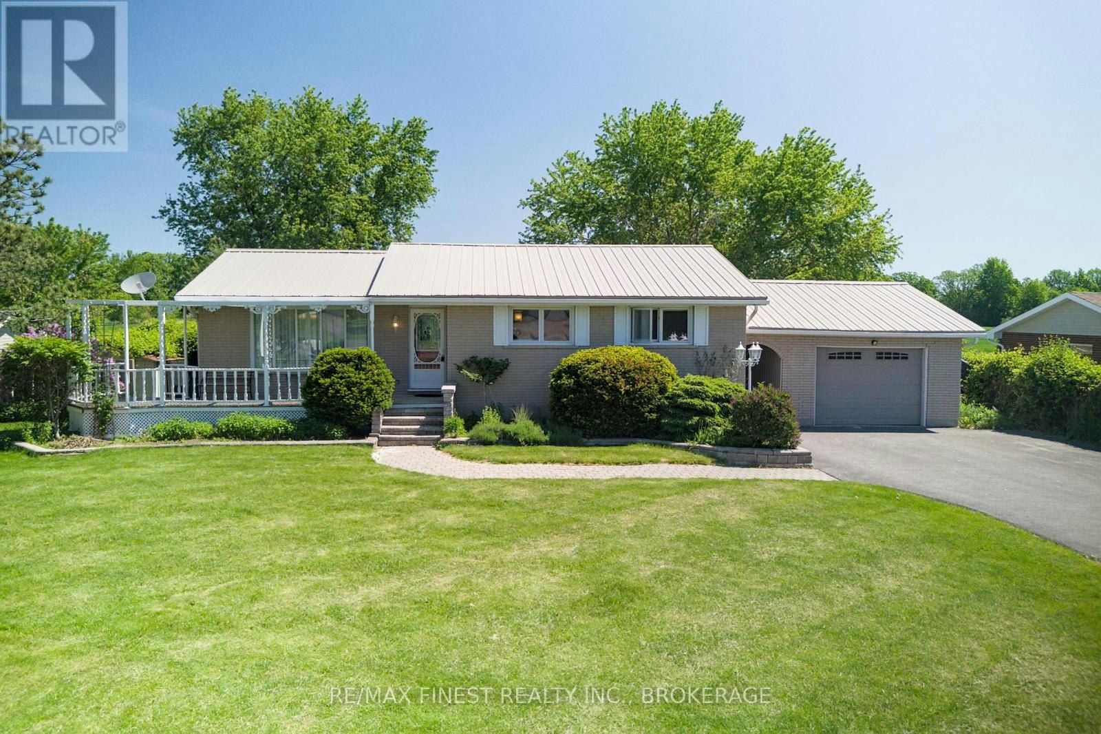 301 County 8 Road, Greater Napanee, ON, K7R 3K6