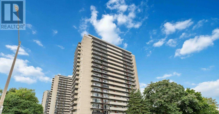 1506-158 B Mcarthur Avenue, Ottawa, ON, K1L 8C9