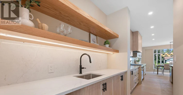 15 Briggs Avenue, Ottawa, ON, K2E 6W5 - 10