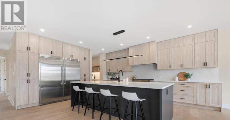 15 Briggs Avenue, Ottawa, ON, K2E 6W5 - 13