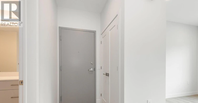 3-249 Columbus Avenue, Ottawa, ON, K1K 1P5 - 2