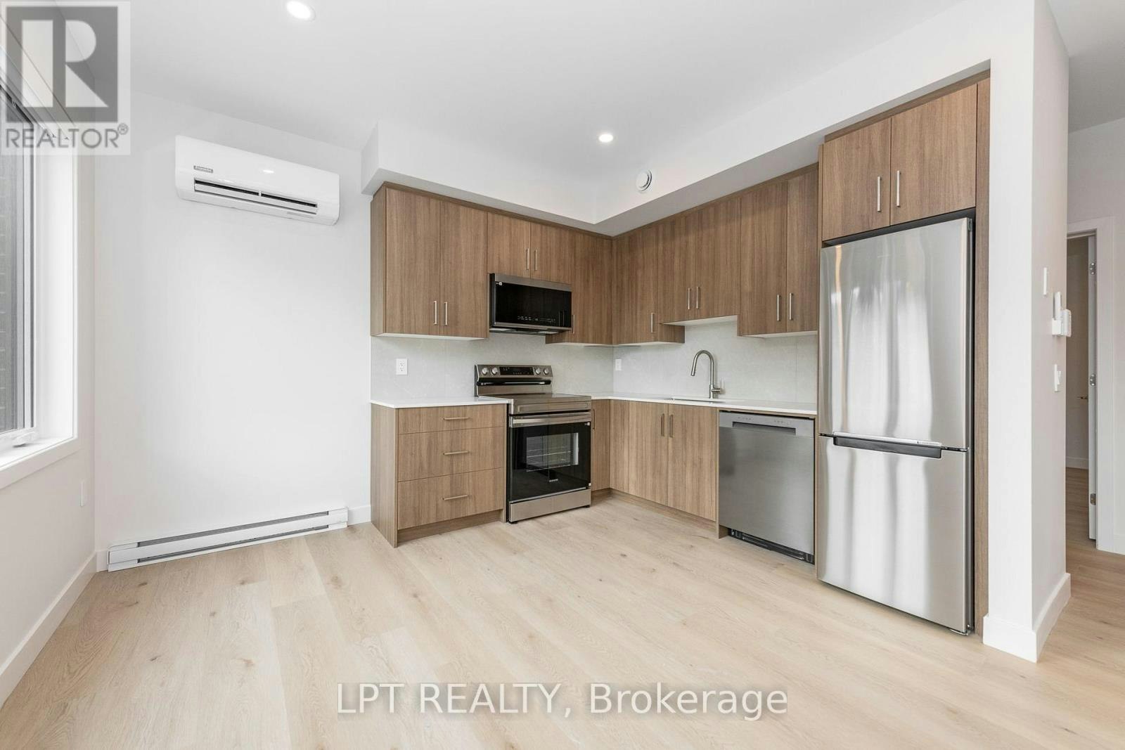 3-249 Columbus Avenue, Ottawa, ON, K1K 1P5 - 5
