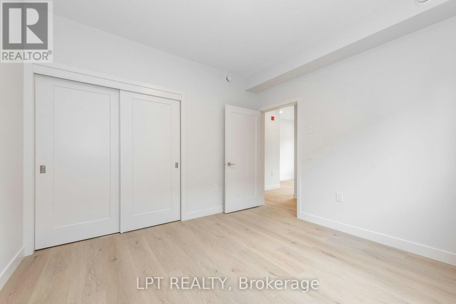 3-249 Columbus Avenue, Ottawa, ON, K1K 1P5 - 12