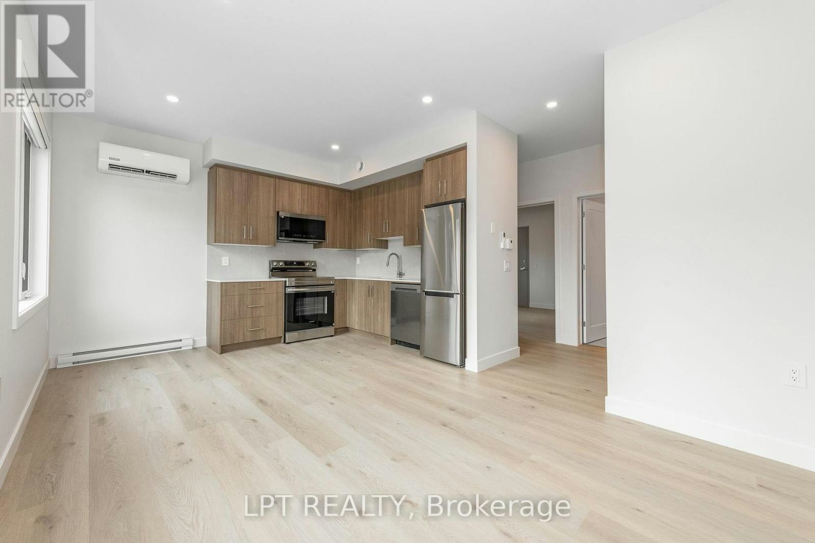3-249 Columbus Avenue, Ottawa, ON, K1K 1P5 - 4