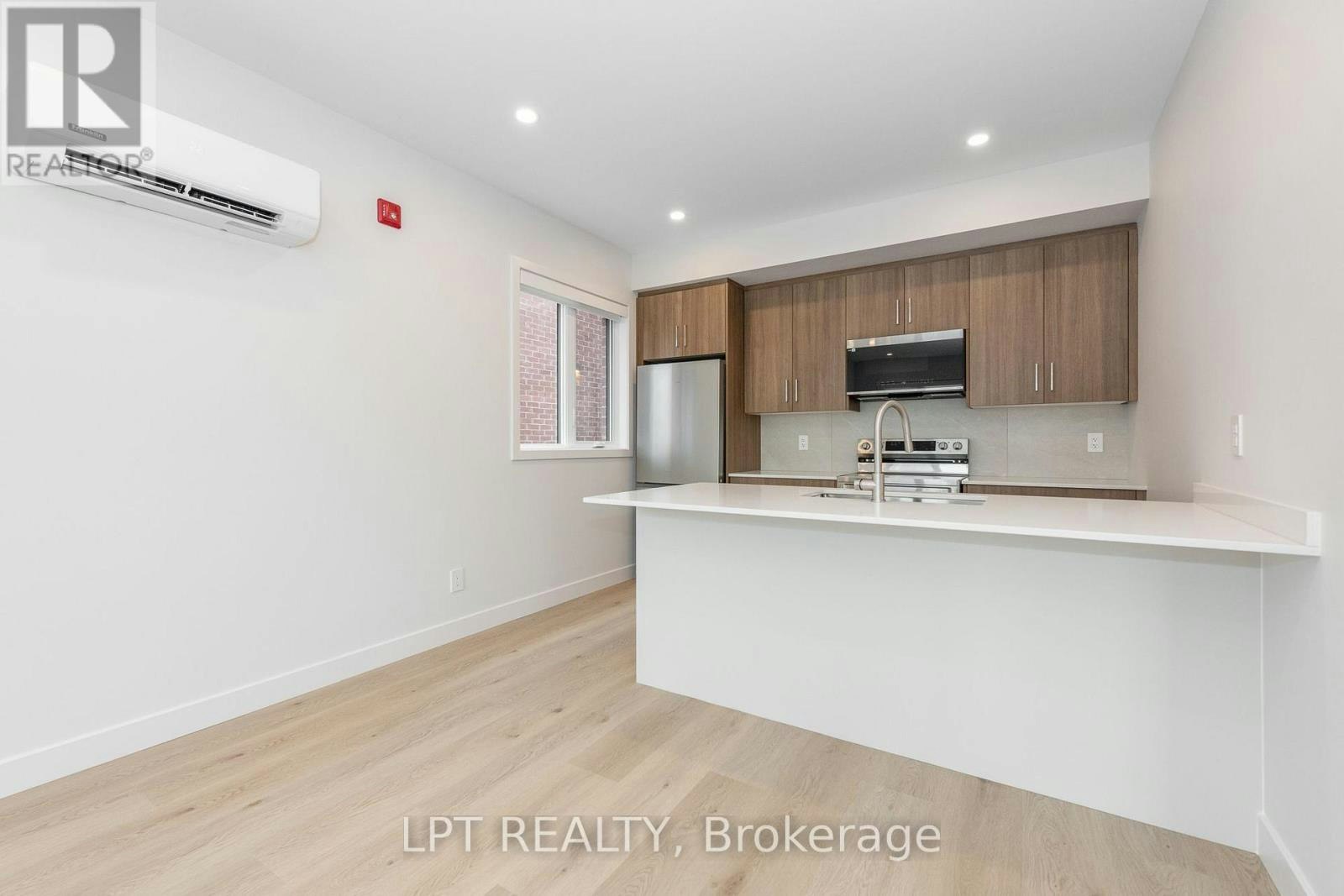 4-249 Columbus Avenue, Ottawa, ON, K1K 1P5 - 7