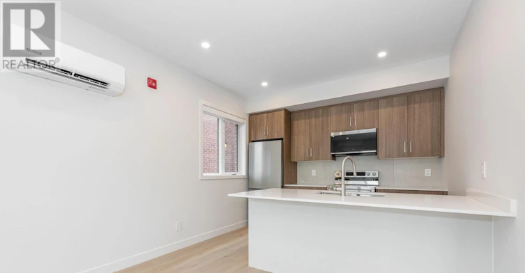 4-249 Columbus Avenue, Ottawa, ON, K1K 1P5 - 7