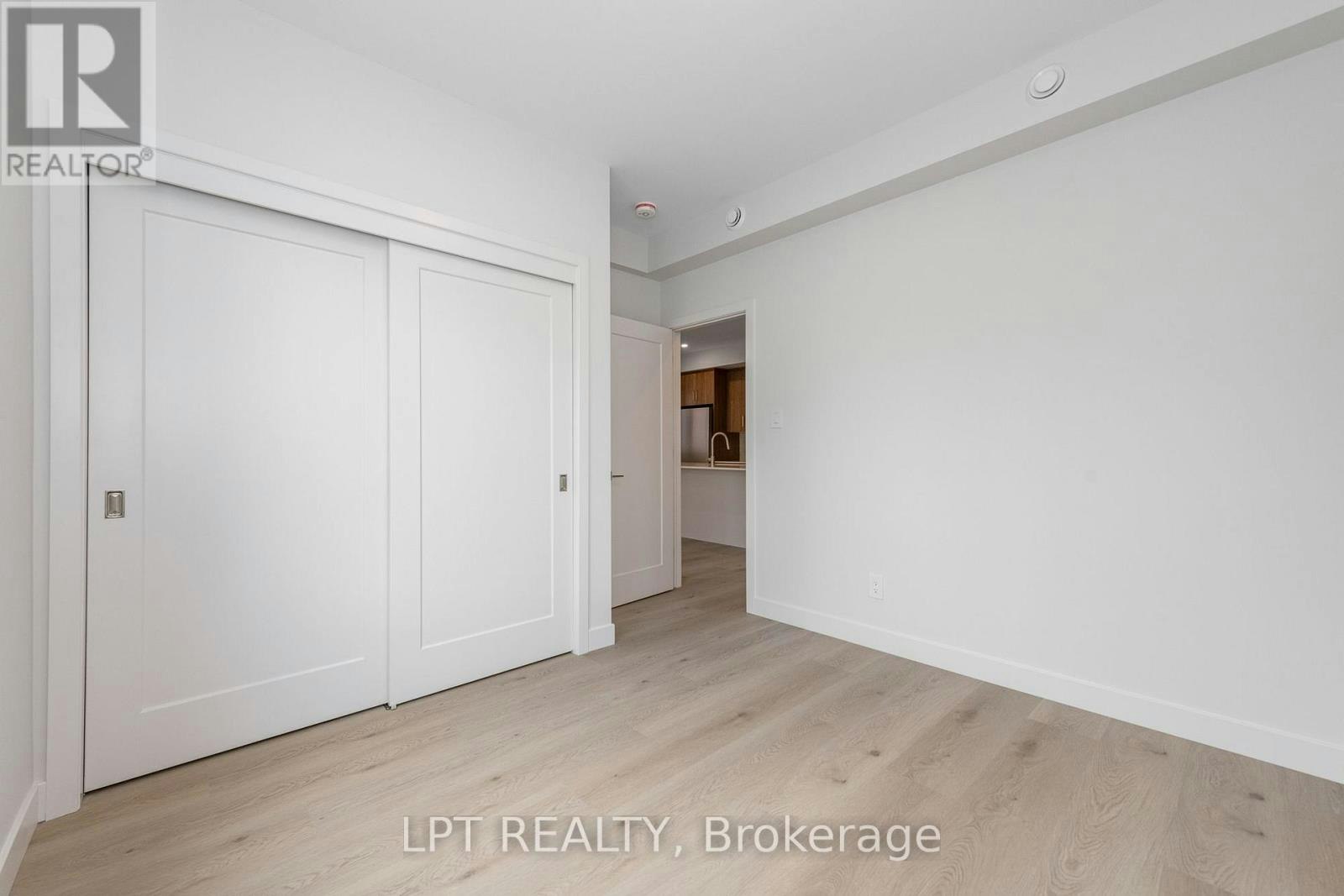 4-249 Columbus Avenue, Ottawa, ON, K1K 1P5 - 13