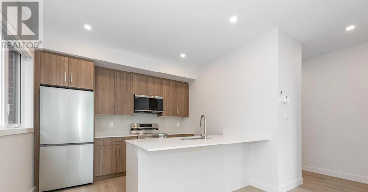 4-249 Columbus Avenue, Ottawa, ON, K1K 1P5 - 8