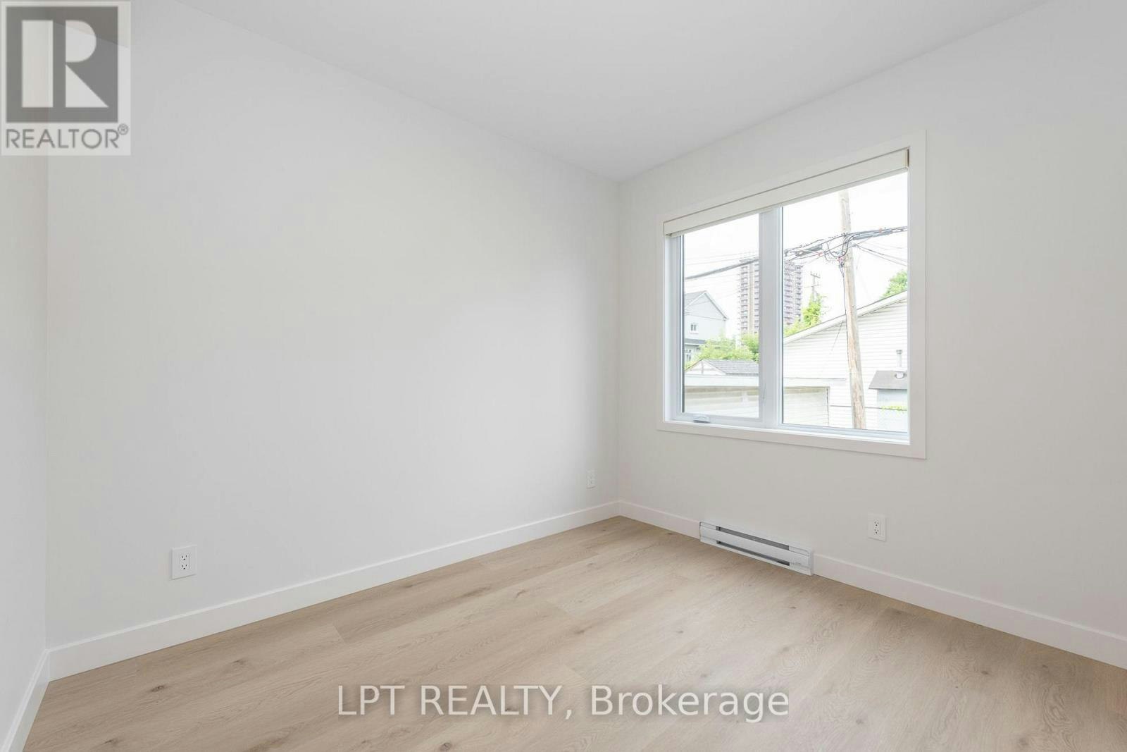 4-249 Columbus Avenue, Ottawa, ON, K1K 1P5 - 11