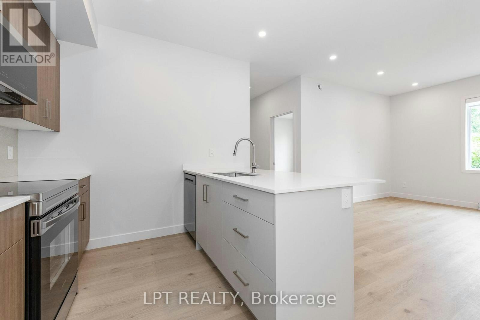 4-249 Columbus Avenue, Ottawa, ON, K1K 1P5 - 9