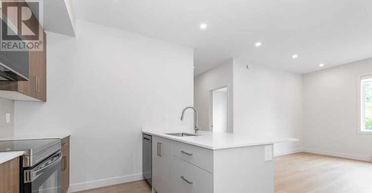 4-249 Columbus Avenue, Ottawa, ON, K1K 1P5 - 9