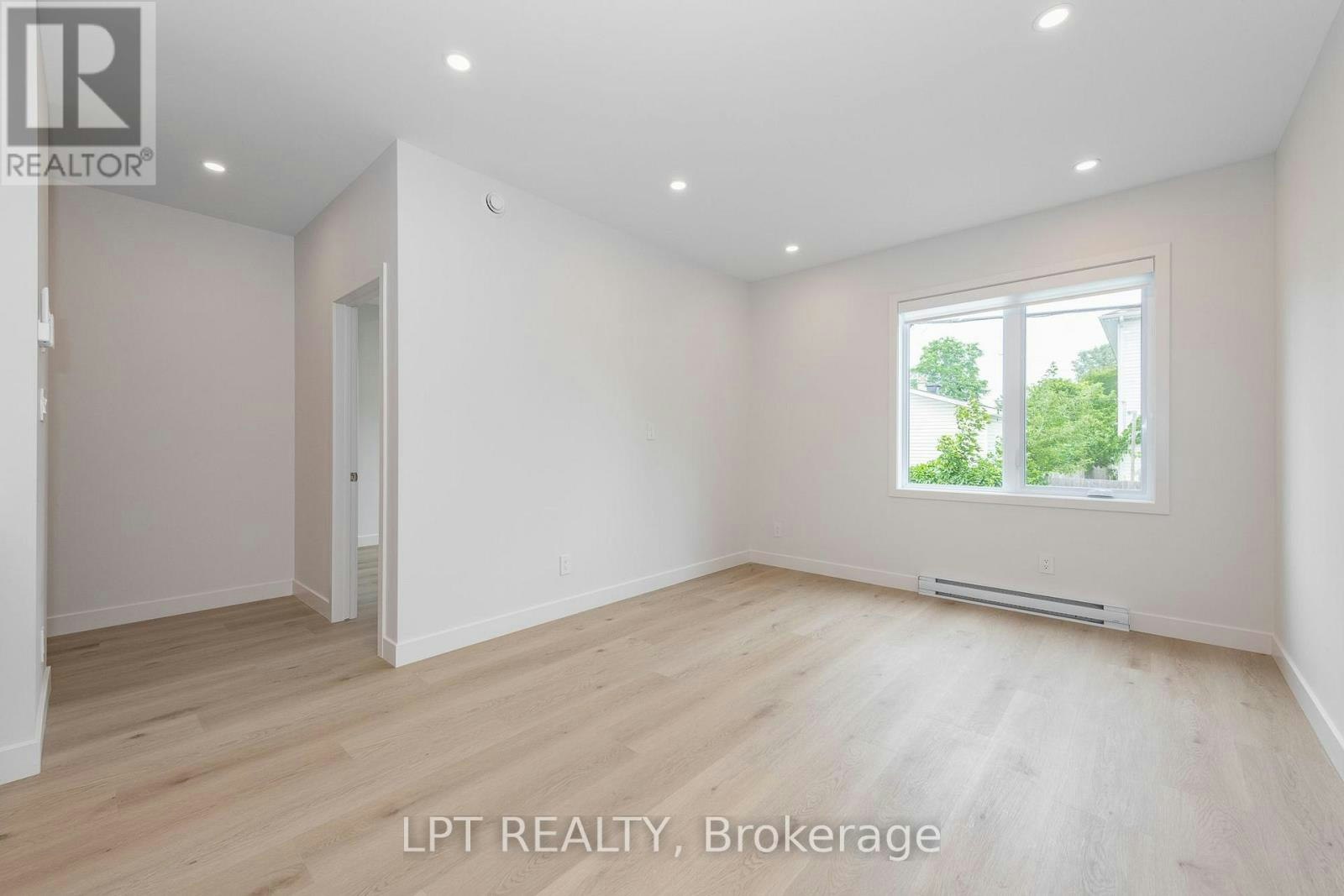 4-249 Columbus Avenue, Ottawa, ON, K1K 1P5 - 5