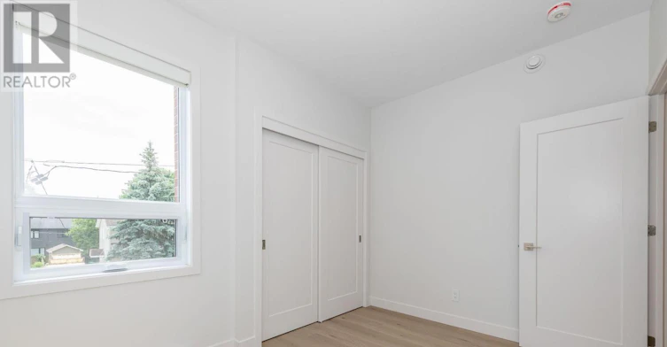5-249 Columbus Avenue, Ottawa, ON, K1K 1P5 - 12