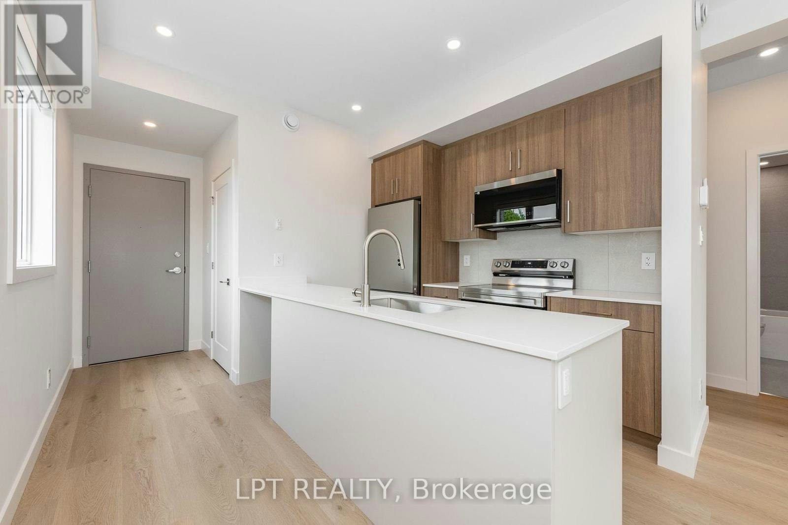 5-249 Columbus Avenue, Ottawa, ON, K1K 1P5 - 3