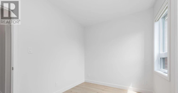 5-249 Columbus Avenue, Ottawa, ON, K1K 1P5 - 11