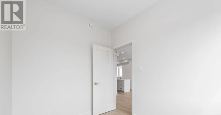 7-249 Columbus Avenue, Ottawa, ON, K1K 1P5 - 11