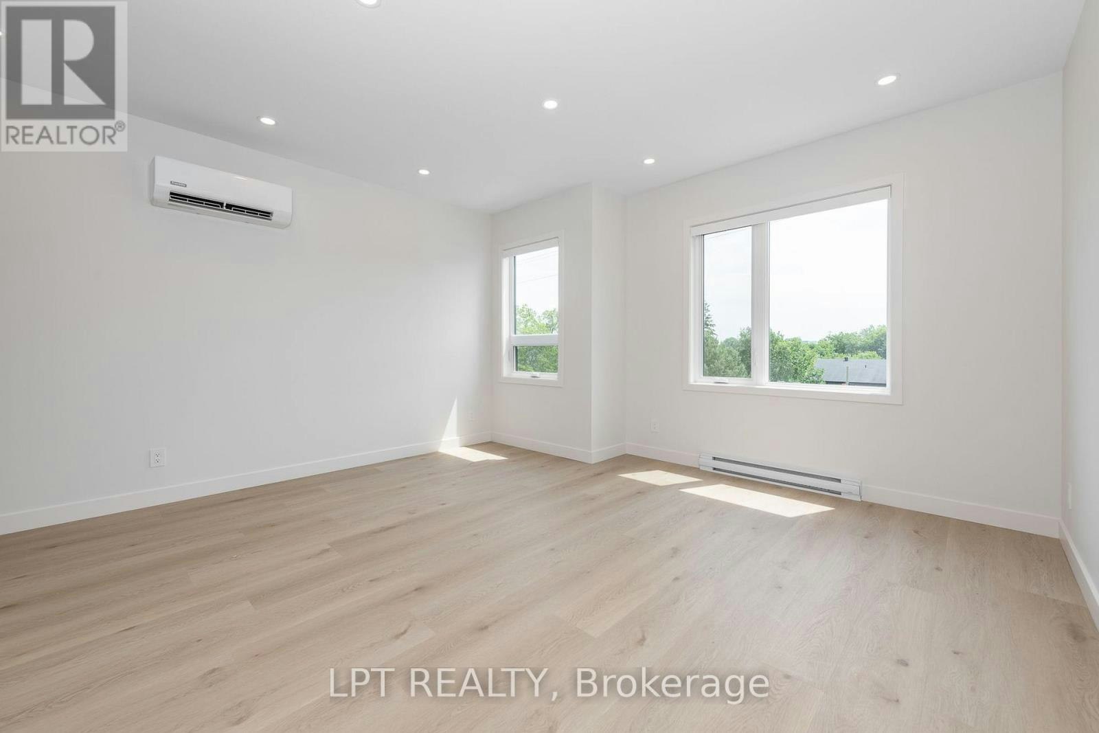 7-249 Columbus Avenue, Ottawa, ON, K1K 1P5 - 7