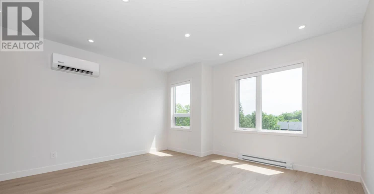 7-249 Columbus Avenue, Ottawa, ON, K1K 1P5 - 7