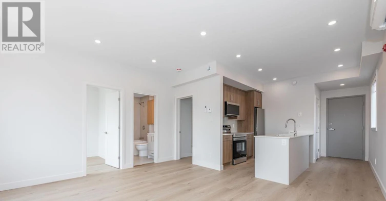 7-249 Columbus Avenue, Ottawa, ON, K1K 1P5 - 9