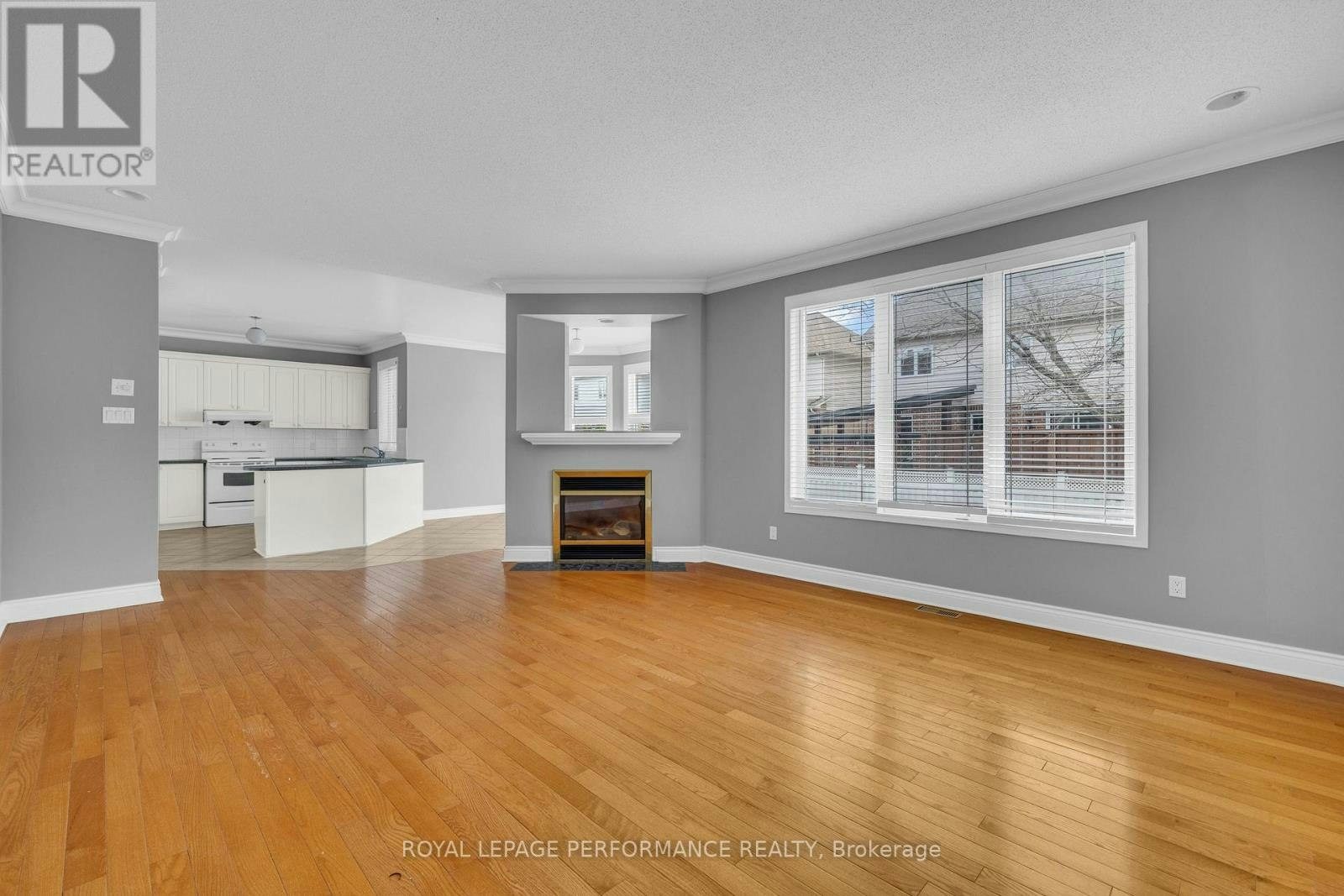 2415 Des Pruches Avenue, Ottawa, ON, K1W 1K7 - 14