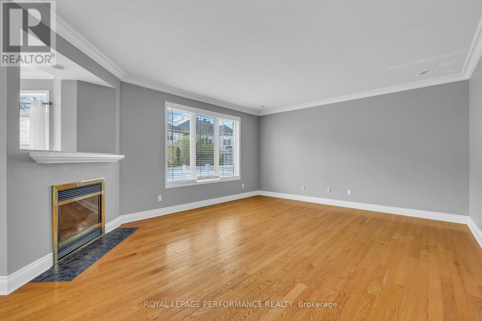 2415 Des Pruches Avenue, Ottawa, ON, K1W 1K7 - 13