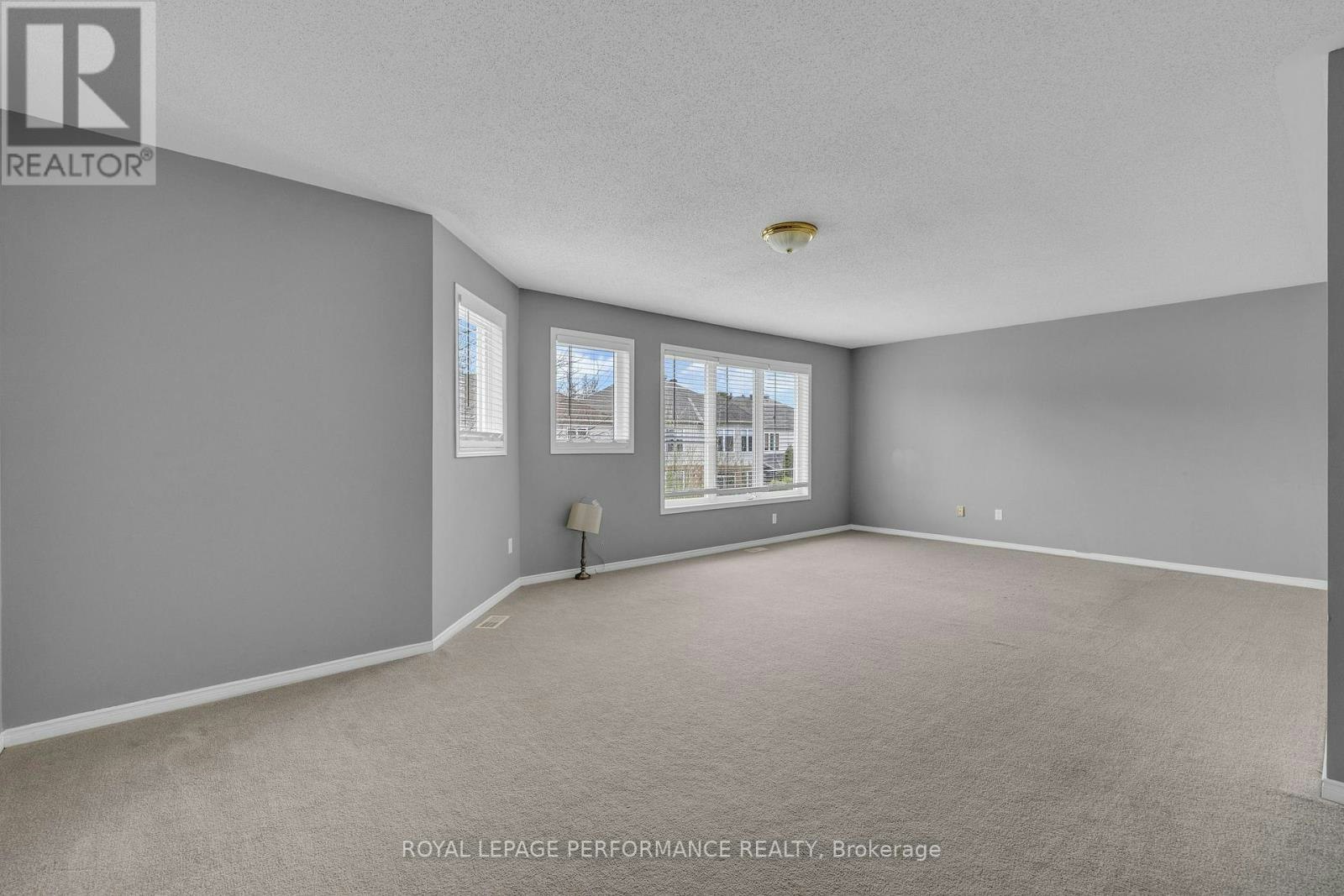 2415 Des Pruches Avenue, Ottawa, ON, K1W 1K7 - 19