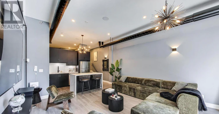 202-766 King Street W, Toronto, ON, M5V 1N6 - 4