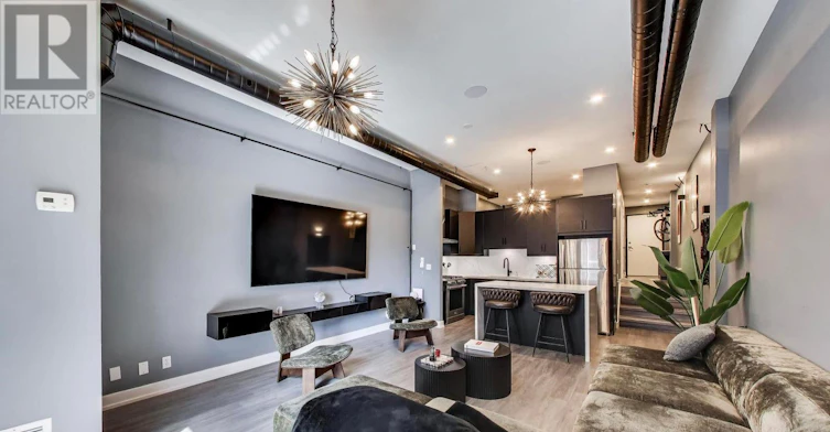 202-766 King Street W, Toronto, ON, M5V 1N6 - 5