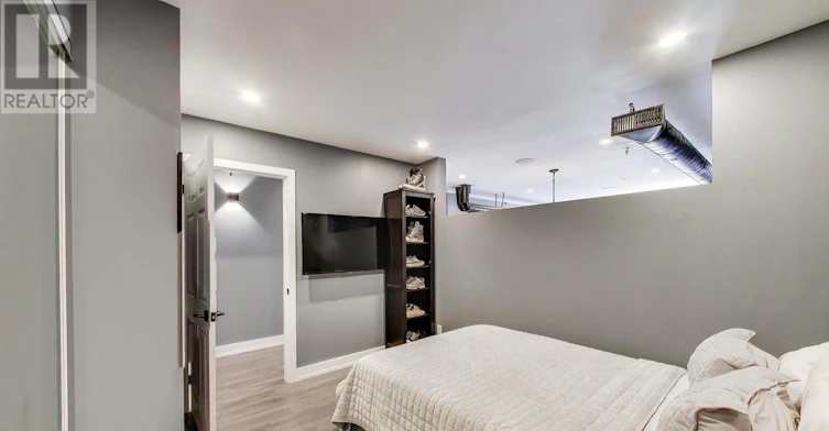 202-766 King Street W, Toronto, ON, M5V 1N6 - 11