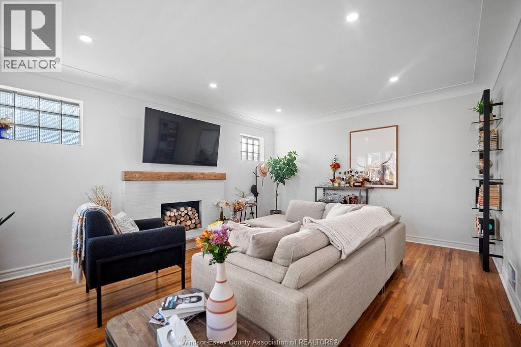 7529 St Rose, Windsor, ON, N8S 1Y6 - 4