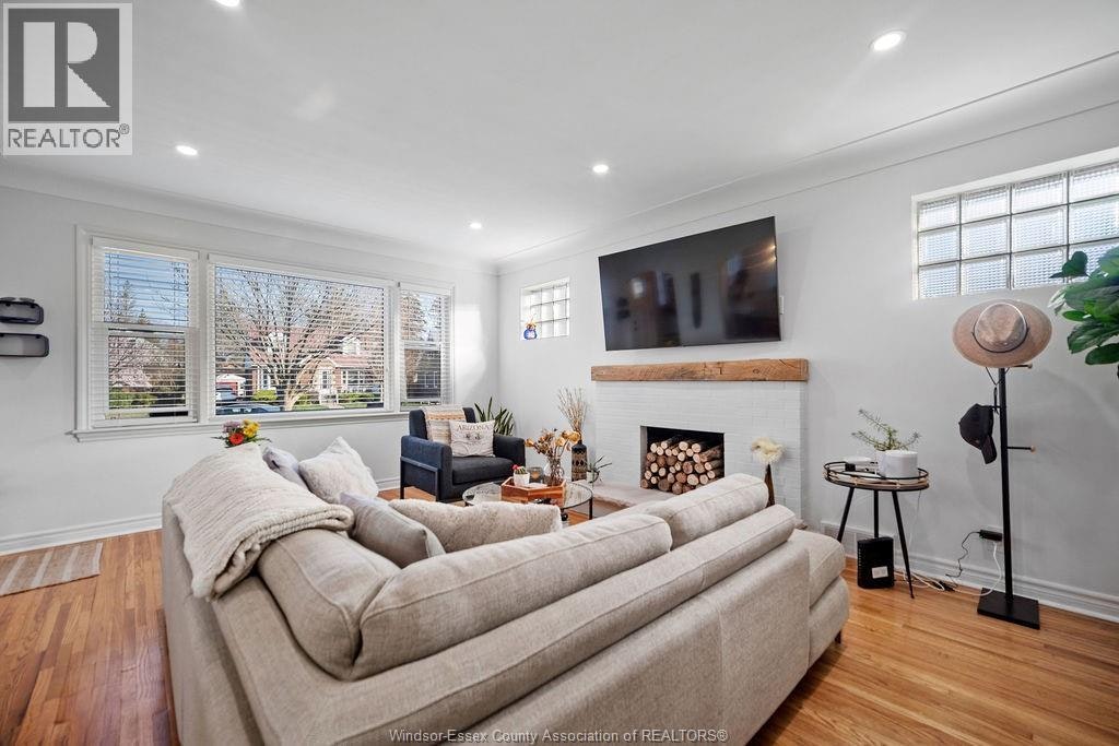7529 St Rose, Windsor, ON, N8S 1Y6 - 6