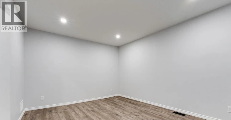 1-372 Lincoln Road, Windsor, ON, N8Y 2G4 - 5