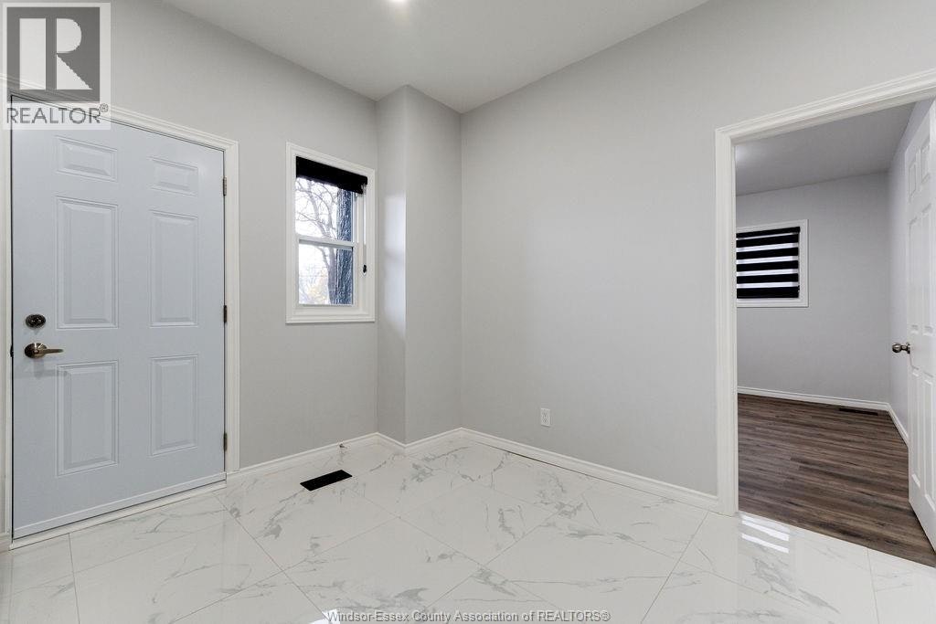 1-372 Lincoln Road, Windsor, ON, N8Y 2G4 - 8